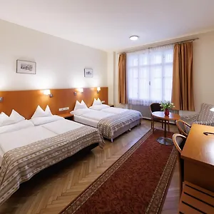 Continental Hotel-pension Bed & Breakfast